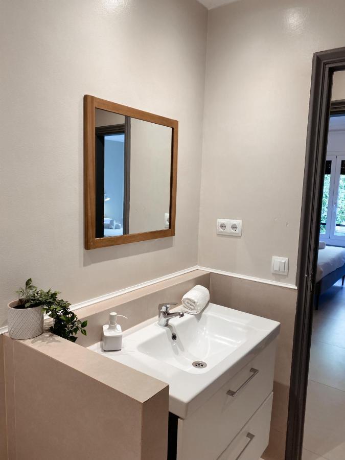 Апартаменты Casa Cosi - Casanova 1 Барселона Экстерьер фото